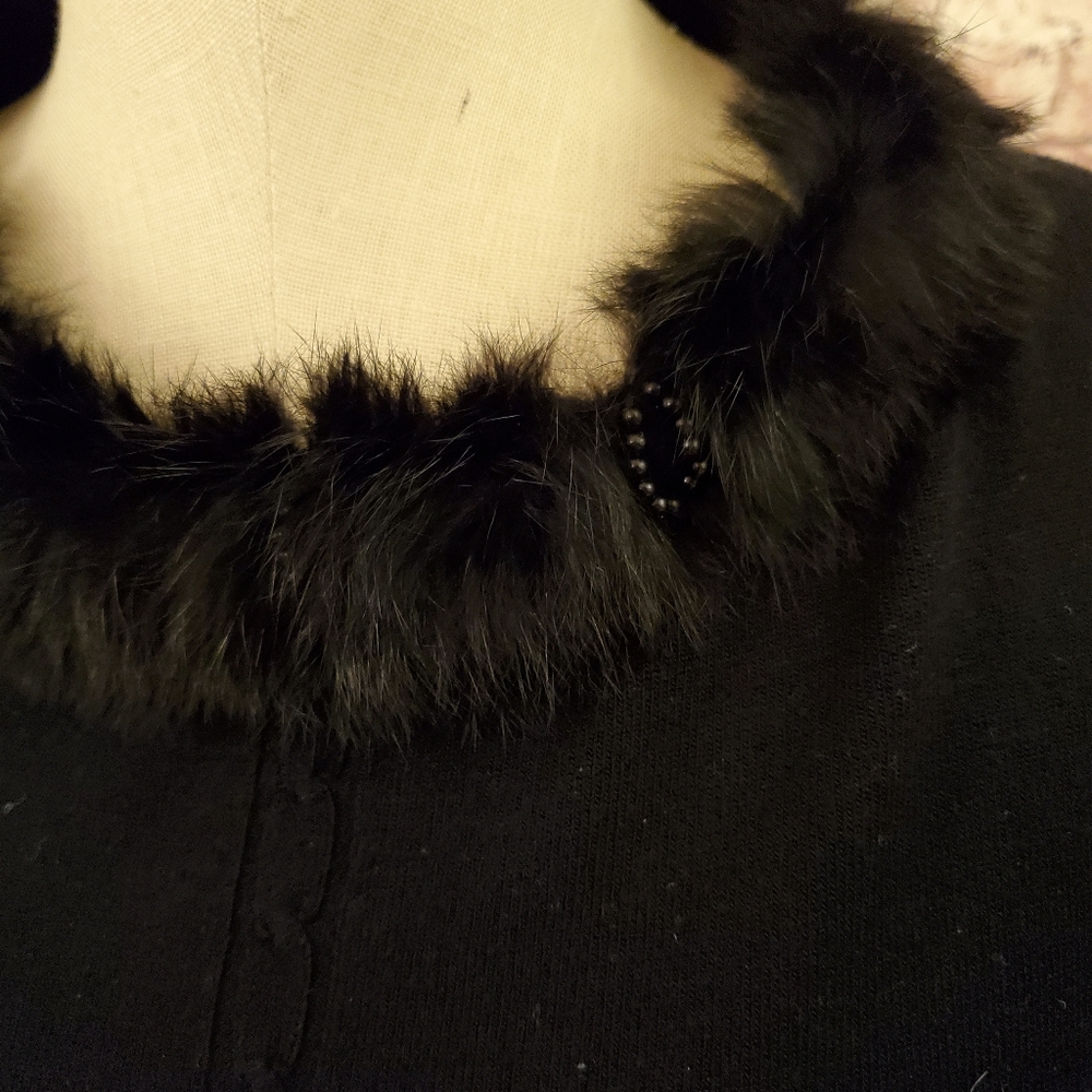 Pullover Top - Picture 2 of 4